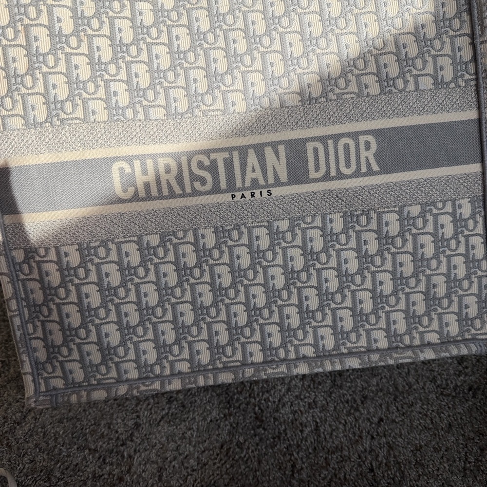 Dior Large Oblique Book Tote - Picture 5 of 12